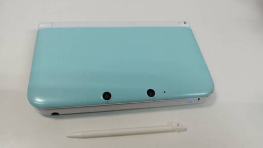 ニンテンドー3DS LL (SPR-001)