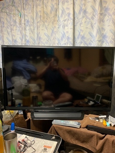 「完動品」液晶テレビ46型