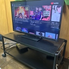 【fire tv付き4点セット】TV、TV台、ソファー