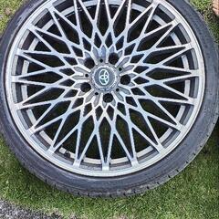 ロクサーニ パヴォーネ 19インチ 8j