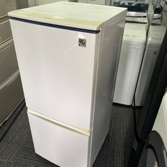 北九州市内配送無料　保証付き　冷蔵庫/137L/SHARP/シャープ/SJ-14E9-KB/どっちも付け替えドア/耐熱トップテーブル/