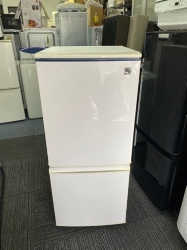 北九州市内配送無料　保証付き　冷蔵庫/137L/SHARP/シャープ/SJ-14E9-KB/どっちも付け替えドア/耐熱トップテーブル/