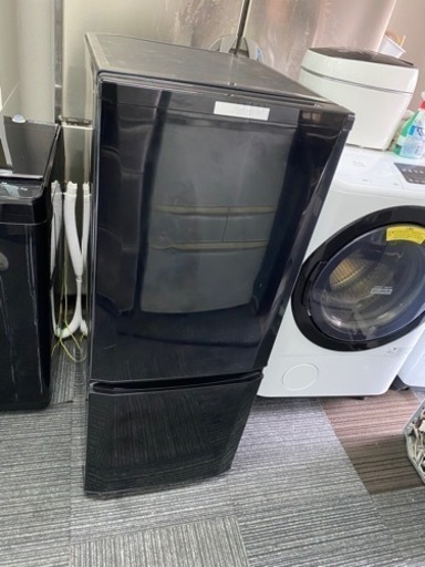 三菱 冷蔵庫 ブラック 2015年製 配送可能 三菱電機 MITSUBISHI ELECTRIC MR-P15Z-B [冷蔵庫 （146L 右