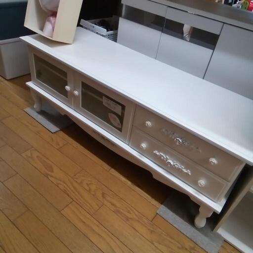 テレビボード　ヨーロピアン