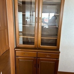 キッチン家具　木製　食器棚
