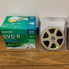 DVD−R　20枚+8枚 = 28枚