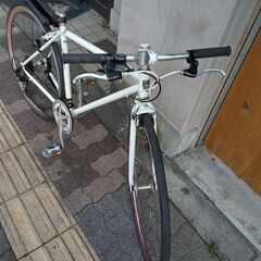 reunion[レユニオン]Liw 700cクロスバイク 8speed/ホワイト