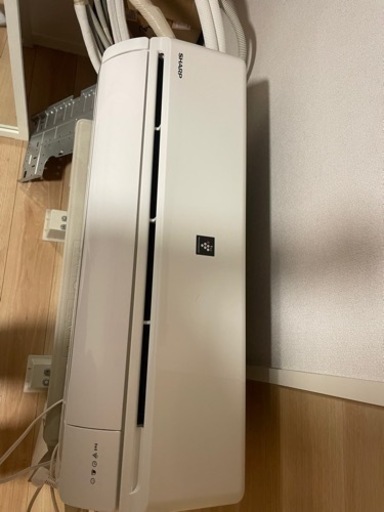 シャープ　エアコン　AC-R22AW ほぼ新品\n