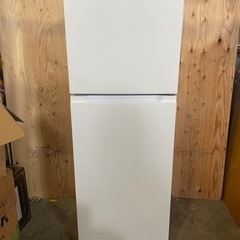 2ドア冷蔵庫　YRZ-F23H1 ヤマダセレクト　2021年製