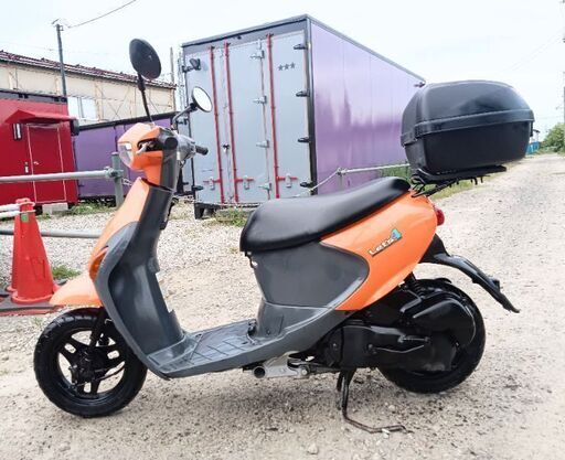 素晴らしいエンジン。スズキ（レッツ4）。バッテリーは新品。エンジンオイルは新品。スパークプラグも新品。ヘルメットケース付き。燃料噴射システム。 ◆安い価格で安心して乗れる良いバイクを提供しています。 非常に良いエンジン。スズキ レッツ4。バッテリーは新品。燃料噴射