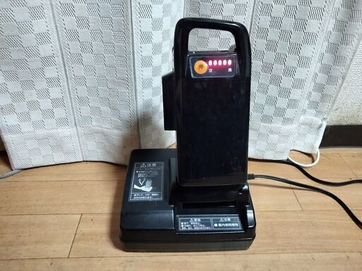 動作確認済み　パナソニック　バッテリー（8Ah）と充電器