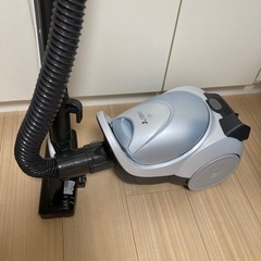 【電源コード破損あり　三菱be-kキャニスター型掃除機】