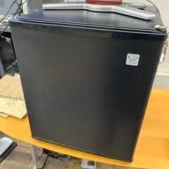 サンルック 1ドア 電子冷蔵庫 48L 小型SR-R4802 