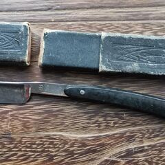 とても希少な剃刀