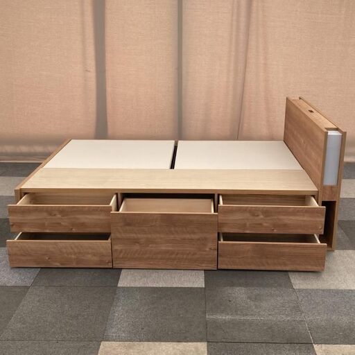 ✶直接引取り限定✶木製 ダブルベッド ダブルベッド 引取り限定