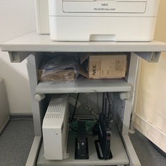 【再出品】オフィス用コピー電話機台　コピー機もセットです。