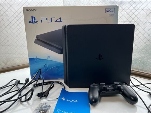 【PS4本体】PlayStation®4 500GB CUH-2000AB01 JET BLACK