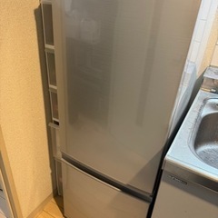 2018年製　シャープ　ノンフロン冷凍冷蔵庫 167L