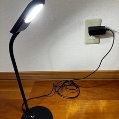 デスクライト　スタンドライト　LED家具 照明器具