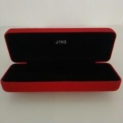 JINSの眼鏡ケ－ス　レッド色　新品　