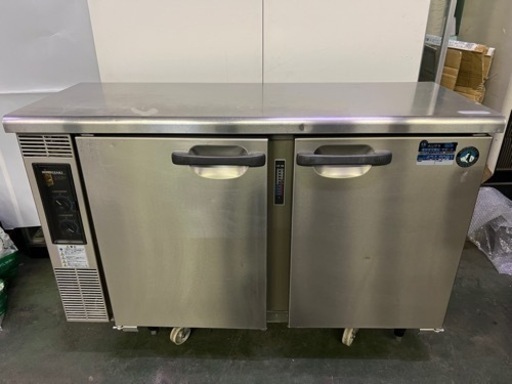 ホシザキテーブル形冷凍冷蔵庫