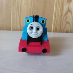 プルバック　トーマス