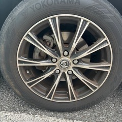 お譲り先決まりました。215/60R17 タイヤ、ホイール