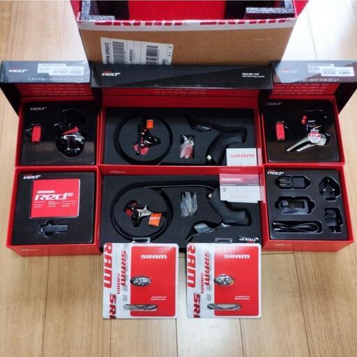 [訳あり] SRAM RED eTap HRD 11s wifli（最大32t）新品未使用 完動品 オマケ付き（中華バッテリー１個、ビックプーリー） ※付属バッテリー２個完全放電で死亡。