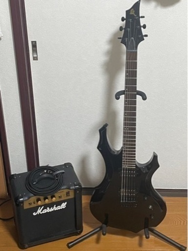 エレキギターやアンプなどもろもろセット！今日のみこの価格！