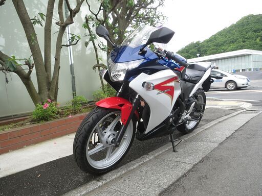 ホンダCBR250R　MC41前期　実働中古車(カスタム車)　ETC付　バッテリー充電済み　タイヤ前後バリ山　オイル交換済み　ナンバー登録書類有り