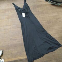 新品🔴黒ドレスmサイズ