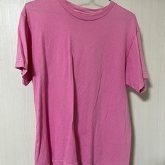 ピンク　t シャツ