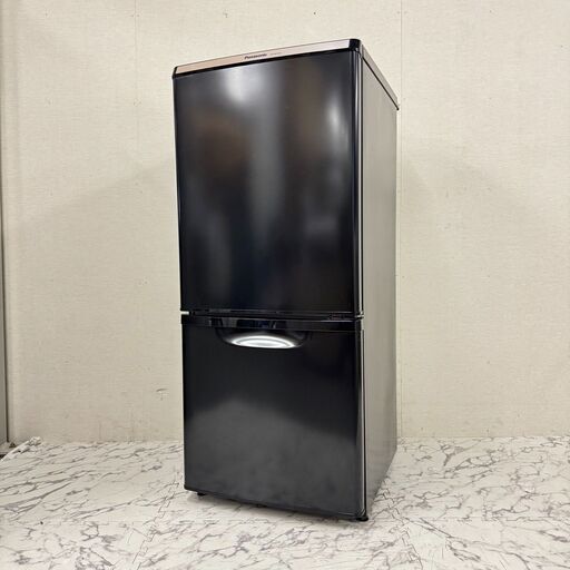 17955  Panasonic 一人暮らし2D冷蔵庫 2018年製 138L ◆大阪市内・東大阪市他 6,000円以上ご購入で無料配達いたします！◆ ※京都・高槻・枚方方面◆神戸・西宮・尼崎方面◆生駒方面、大阪南部方面　それぞれ条件付き無料配送あり！
