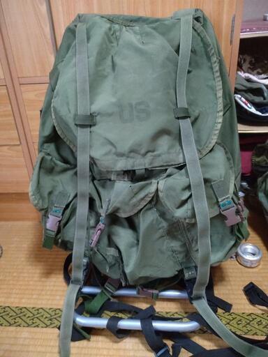 アウトドア　キャンプ用品　アリスパック背負子付き