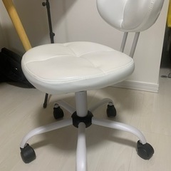 ニトリ　白　オフィスチェア　椅子　