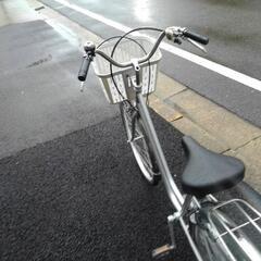 中古自転車３０７２　前後タイヤ新品！　２６インチ　３段ギヤ　ダイナモライト 中古自転車3072 前後タイヤ新品！ 26インチ 3段ギヤ ダイナモライト
