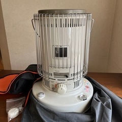 キャンプでも、室内でも使える石油ストーブ