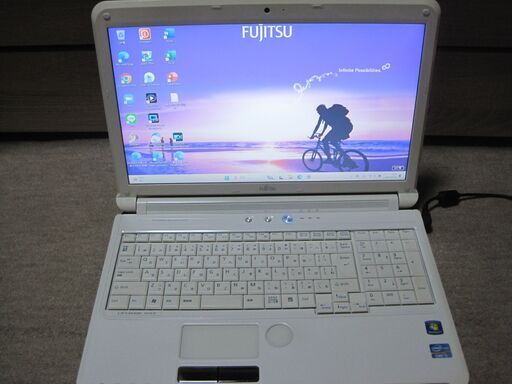 ⭐綺麗⭐2台目 最新OSWin11 LIFEBOOK AH56/D☆Core i5-2520☆SSD120ＧＢ☆メモリ4GB☆Office2021☆カメラ☆無線☆Blu-ray