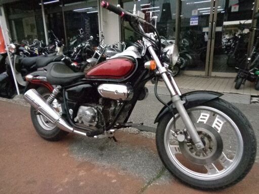 NO.4996　マグナ５０ （ＭＡＧＮＡ）　４サイクル　クラッチ付き４速ミッション　ブラック＆レッド　☆彡