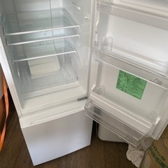 NO 137❗️ 福岡市内配送無料　2019年式 YAMADASELECT(ヤマダセレクト） YRZF15G1 2ドア冷蔵庫 (156L・右開き) ホワイト