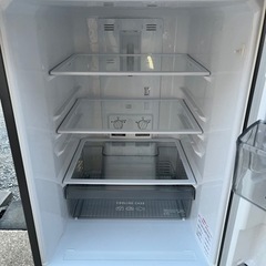 近隣送料無料!! 激安冷蔵庫!! 2021年 MITSUBISHI 右開き 2ドア 146L MR-P15F 家電 キッチン家電 冷蔵庫