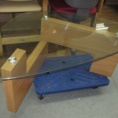モダントップガラスセンターテーブル、リビングテーブル Used・キレイ
