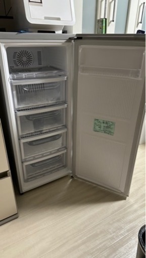 【美品】MITSUBISHI MF-U12B-S ノンフロン冷凍庫 121L 三菱 MITSUBISHI MF-U12B-S 121リットル 冷凍庫