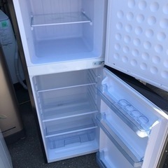 NO130❗️福岡市内配送無料 アズマ 冷蔵庫 136L 2ドア MR-ST136A シルバー 2019年製 一人暮らし 洗浄・除菌済み