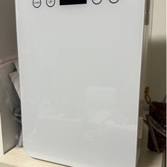 日本製　ミニ冷蔵庫　冷温庫　10L 白　1度のみ使用