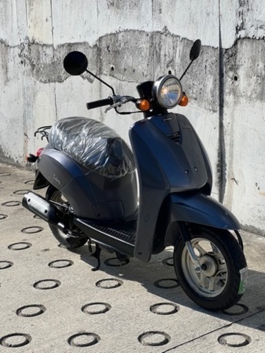 大人気セール‼️安心のバッテリー新品✨️フロントタイヤ新品✨️シートASSY新品✨️メーターケーブル新品✨️嬉しいオイル交換済み♻️燃費重視\u0026バイク初心者の方にオススメAF61 トゥデイ
