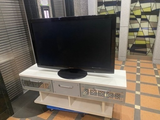 [配送可能]　家電 テレビ 液晶パナソニック46 V型　テレビとテレビ台セット