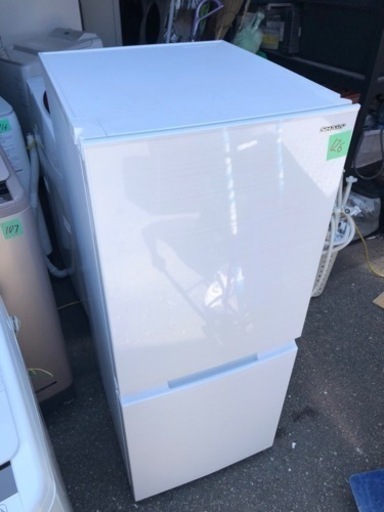 NO 126❗️福岡市内配送設置無料　2022年式 シャープ SHARP 冷蔵庫(幅49.5cm) SJ-D15H-W 152L つけかえどっちもドア 2ドア ホワイト