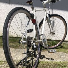取引中reunion クロスバイク700C 8段変速