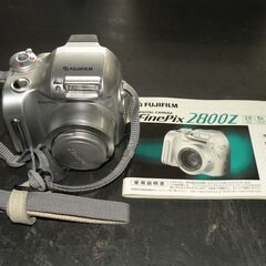 デジタルカメラ（単3乾電池式）